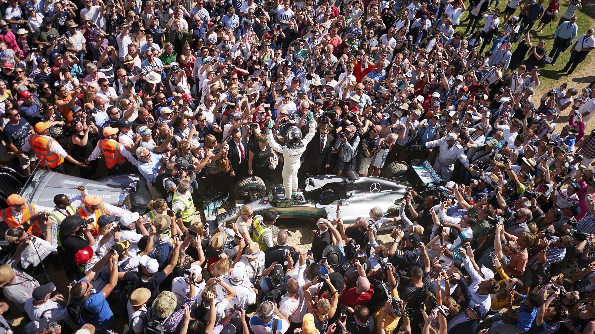 Nico Rosberg at the 2017 Festival of Speed. Ph. by  Dominic James..jpg