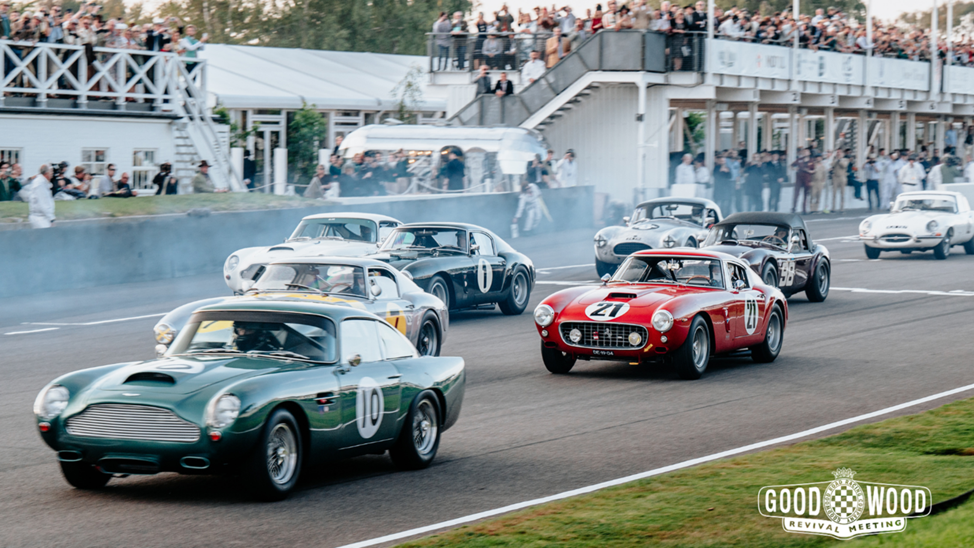 Goodwood Revival partners with DUNLOP as presenting partner. (5).png